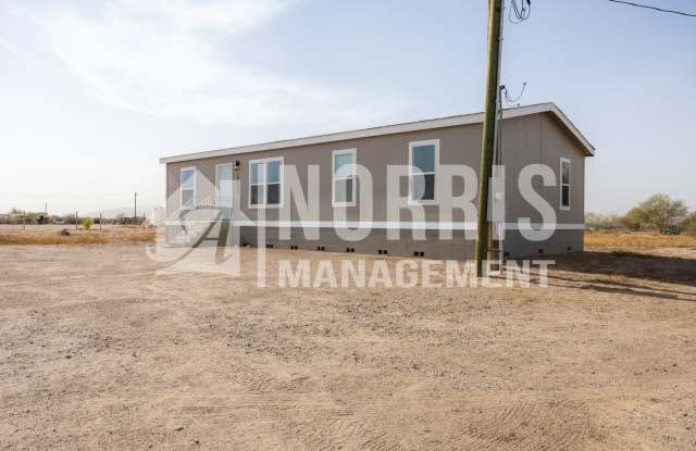 Great Opportunity to Live Close to Town in the Country Gallery 3