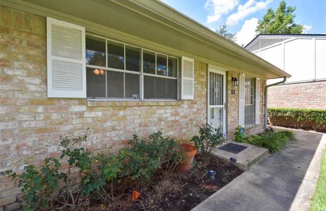 1016 Tri Oaks Lane Gallery 3