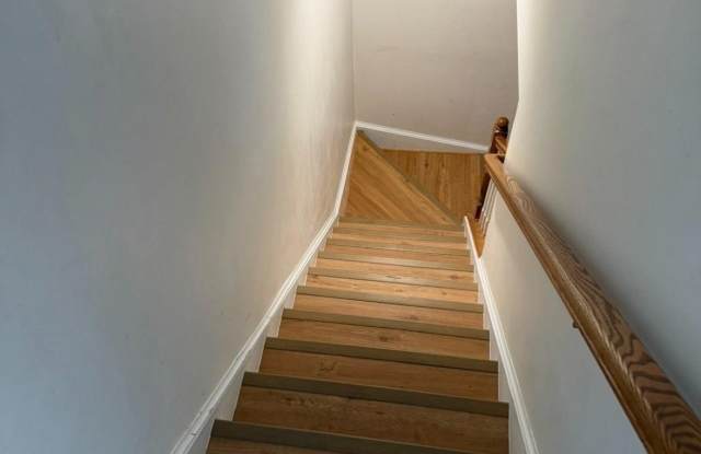 16664 RESERVOIR Loop Gallery 1