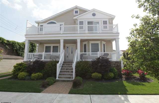 2 N Gladstone Ave - 2 North Gladstone Avenue, Margate City, NJ 08402