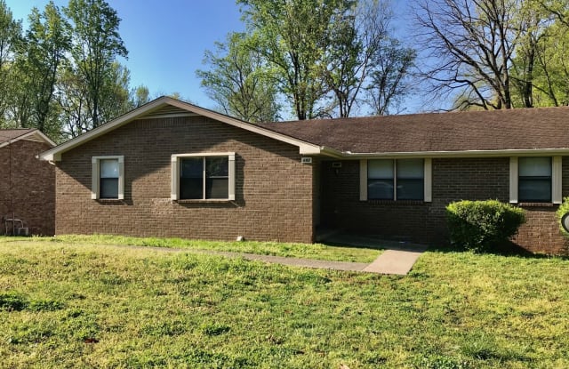 692 Frankfort Dr - 692 Frankfort Drive, Nashville, TN 37076