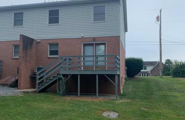 207 N LINDEN AVE. photos photos