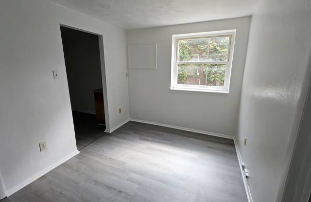 1023 Wallace Avenue#4 Gallery 4