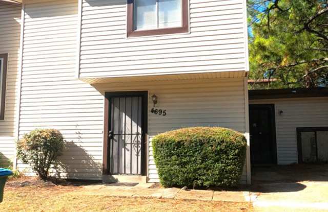 Newly Renovated Townhouse in Oakhaven photos photos
