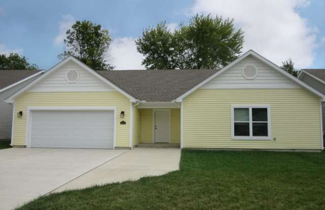 Qualified applicants who sign a lease by October 31st will receive $2,000 OFF at move-in. Apply today to take advantage of this special offer! Gallery 3
