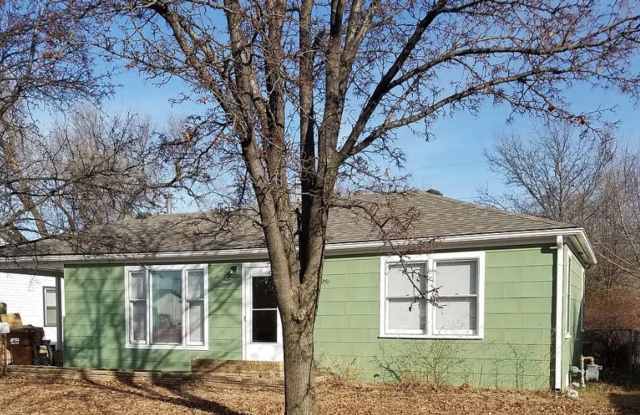 2 Bedroom with Large Kitchen Trash and Mowing Included - 4428 South Osage Street, Wichita, KS 67217