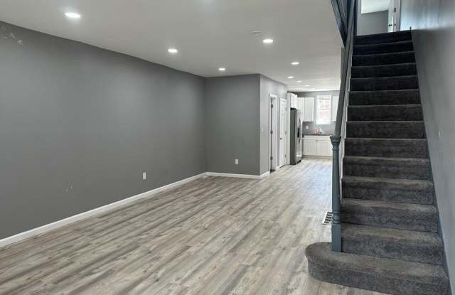 1438 KNORR STREET Gallery 4