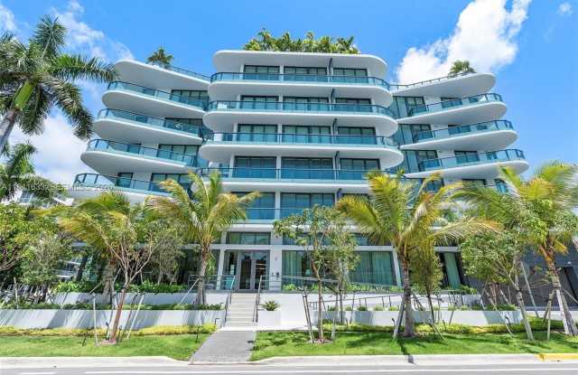 9901 W Bay Harbor Drive photos photos