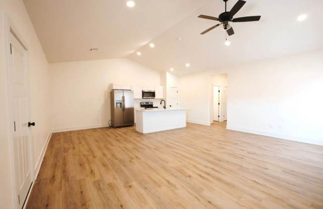 519 Briarbrook Ln Gallery 2