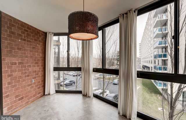 1001 N RANDOLPH STREET photos photos