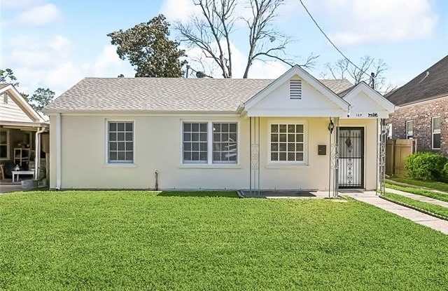 129 STEWART Avenue photos photos