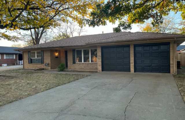 Fully Furnished Amarillo Home | Utilities + Wi-Fi Included | 3 Bed, 2 Bath photos photos