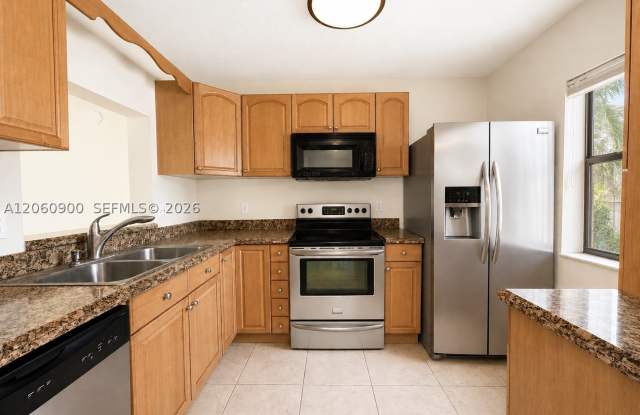 6585 Somerset Dr Gallery 4