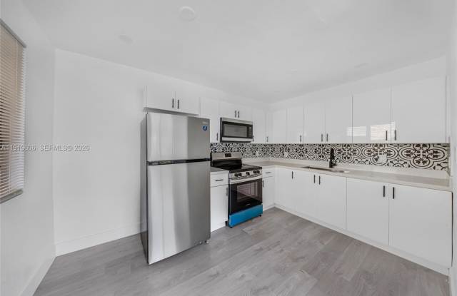 921 Northwest 8th Avenue photos photos 921 Northwest 8th Avenue photos photos