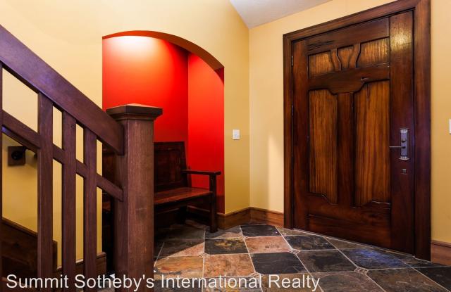 3205 Crestline Drive Gallery 3