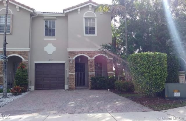 22549 sw 88 path - 22549 Southwest 88th Path, Cutler Bay, FL 33190