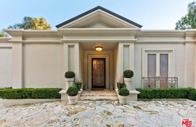 2353 Bowmont Dr photos photos