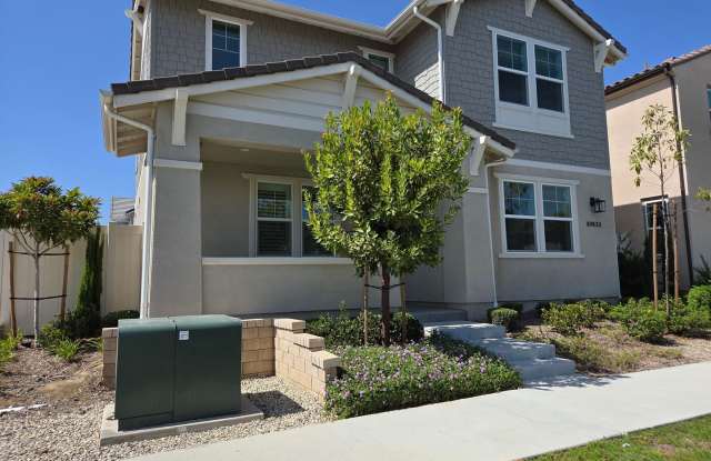 Beautiful 4 Bedroom 4 Bath Home Located in East Ventura Gallery 1