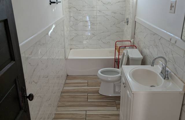 641 South St 2nd Fl photos photos