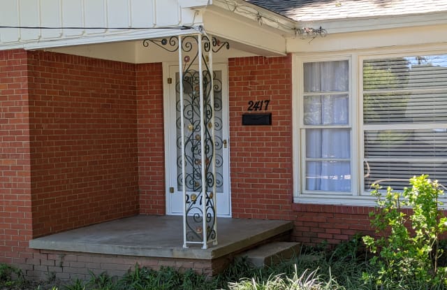 2417 S Kennedy Ave - 2417 Kennedy Avenue, Tyler, TX 75701