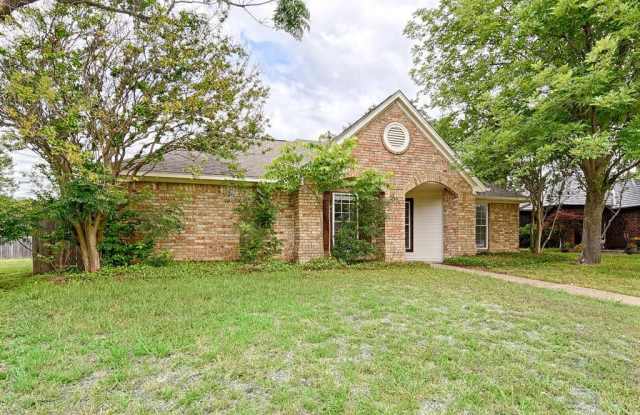 502 Clover Court - 502 Clover Court, Allen, TX 75002