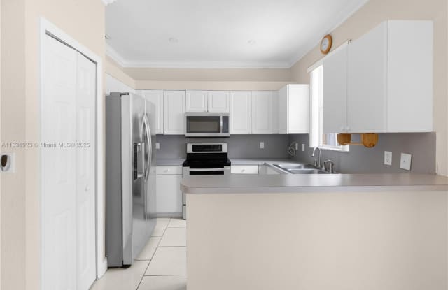 12395 SW 125th Ter photos photos