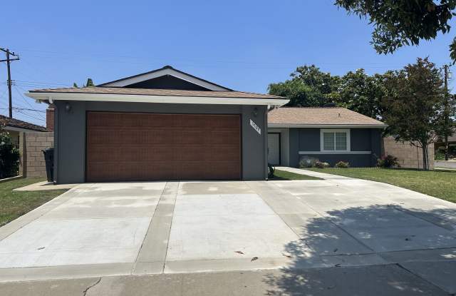 1509 East Avalon Avenue - 1509 East Avalon Avenue, Santa Ana, CA 92705