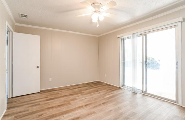 6613 Elm Forest Drive Gallery 4