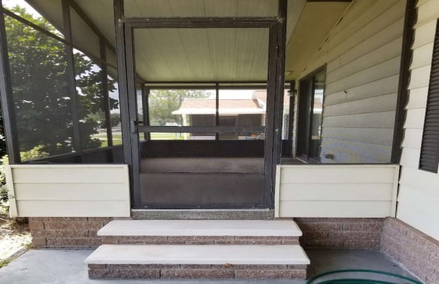 168 SE BECKY TERRACE photos photos