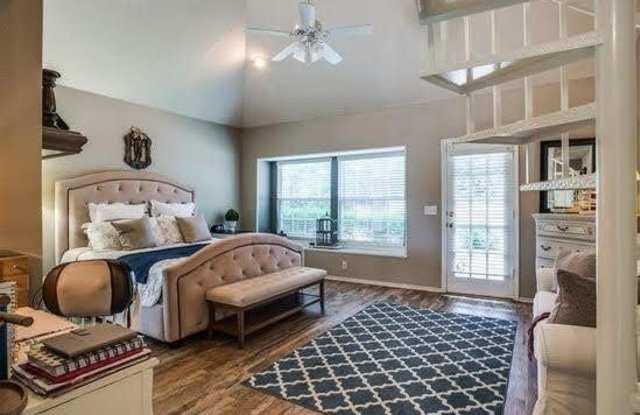 2707 Hillside Drive Gallery 3
