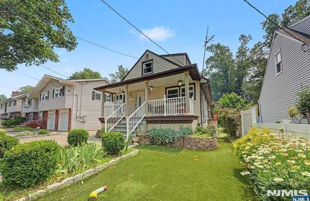 92 Blauvelt Avenue Gallery 3