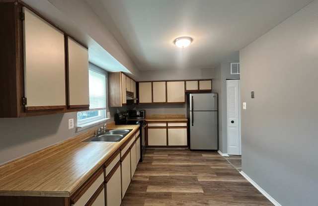 Baltimore - 3 Bedrooms and 1.5 baths Available! Gallery 3