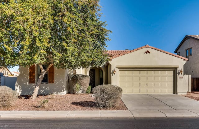 3954 E GRAND CANYON Place - 3954 East Grand Canyon Place, Chandler, AZ 85249