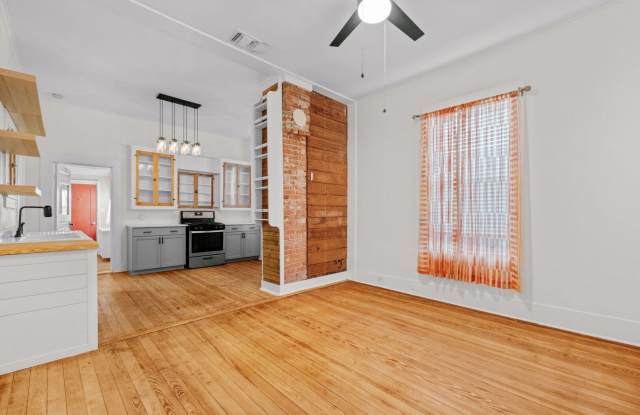 326 HELENA ST Gallery 3