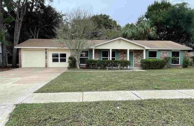 5745 Leesway Blvd photos photos