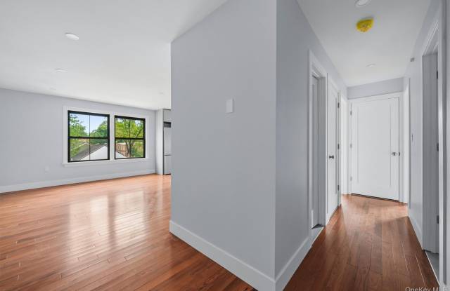133 N Miller Street Gallery 2
