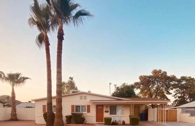 3016 E CORRINE Drive - 3016 East Corrine Drive, Phoenix, AZ 85032