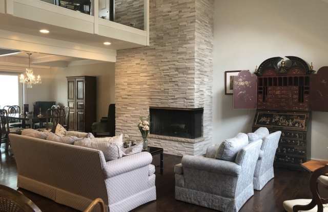 1535 Stanlake Drive Gallery 3