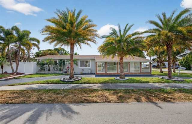 268 SE 8th Ave photos photos