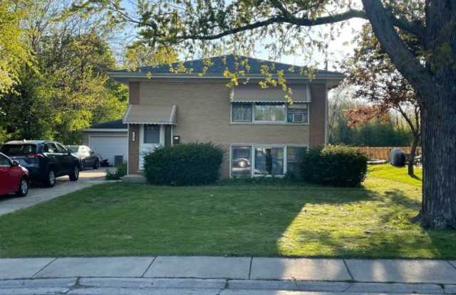 250 Wayne Court photos photos