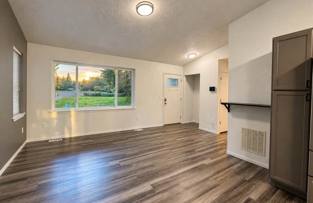 LONG TERM RENTAL Gallery 4