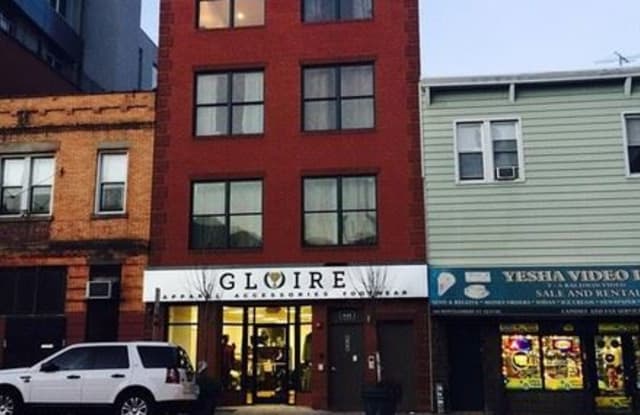 646 Montgomery St 1F - 646 Montgomery Street, Jersey City, NJ 07306