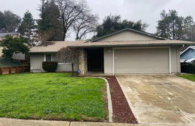 Super clean! 3 Bdrm, 2 Bath near Greenback  Trajan - 6413 Bay Hill Way, Orangevale, CA 95662