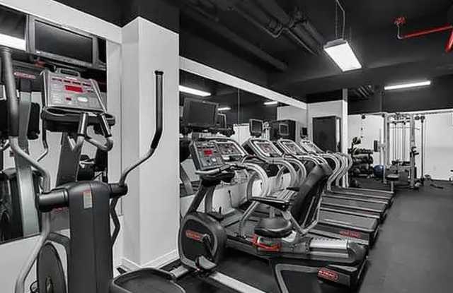 540 W 49th St Apt 406N - 540 West 49th Street, New York City, NY 10036