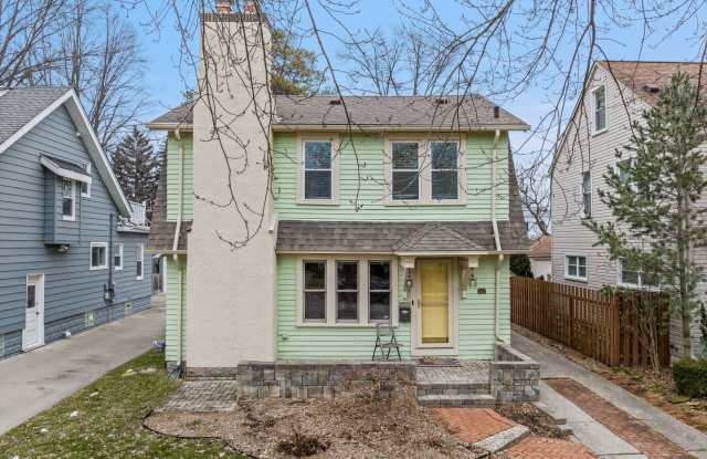 913 Irving Ave - 913 Irving Avenue, Royal Oak, MI 48067