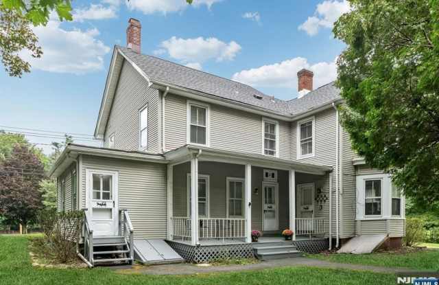 68 Wyckoff Avenue B photos photos