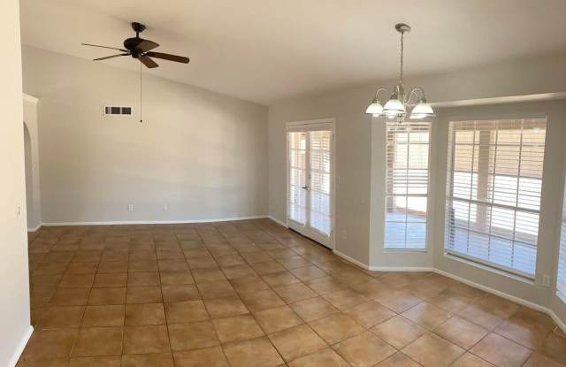 18239 N 38th DR, Glendale, AZ 85308 Gallery 3