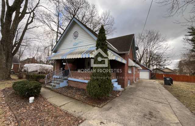 2311 West 12th Street photos photos