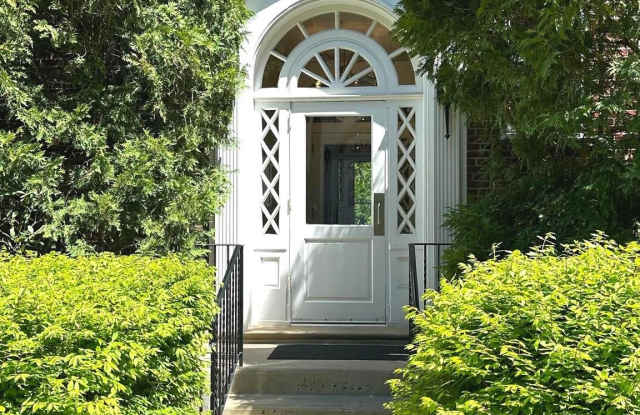 104 WOODSIDE Road unit: B305 - 104 Woodside Road, Montgomery County, PA 19041