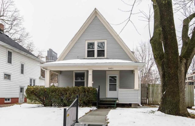 3421 Davenport Street - 3421 Davenport Street, Omaha, NE 68131